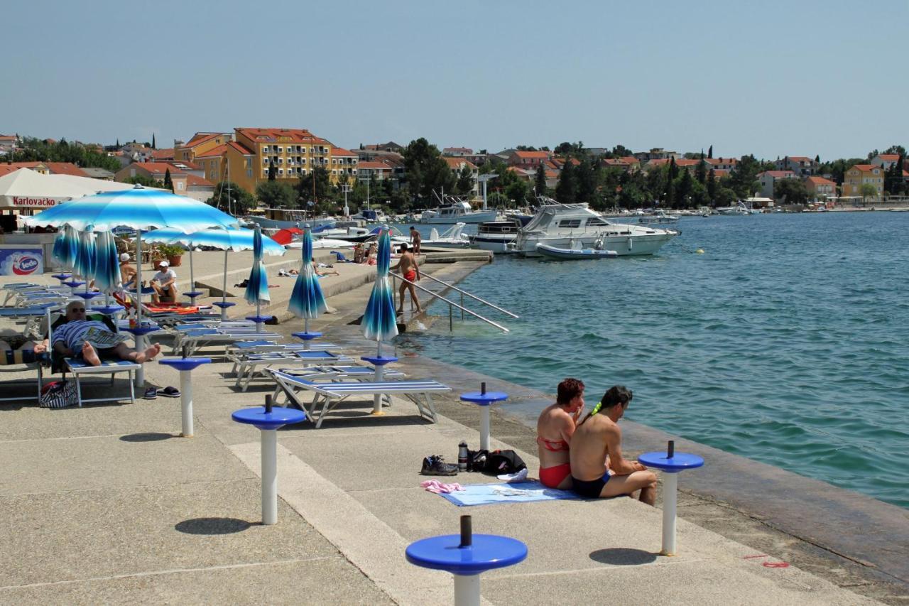 Apartments And Rooms With Parking Space Selce, Crikvenica - 2362 Eksteriør billede