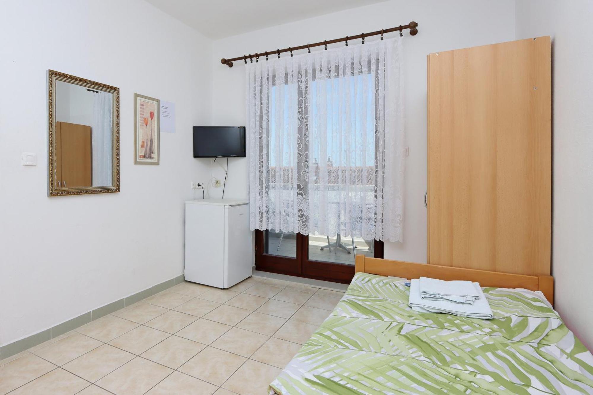 Apartments And Rooms With Parking Space Selce, Crikvenica - 2362 Værelse billede